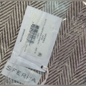 SFERRA Gray and Cream Herringbone Luxury Throw 50x70